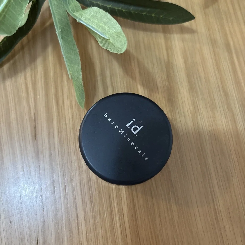 READ BIG SIZE i.d. bareMinerals GALA Loose Powder Eyeshadow Eye Color .03 Oz